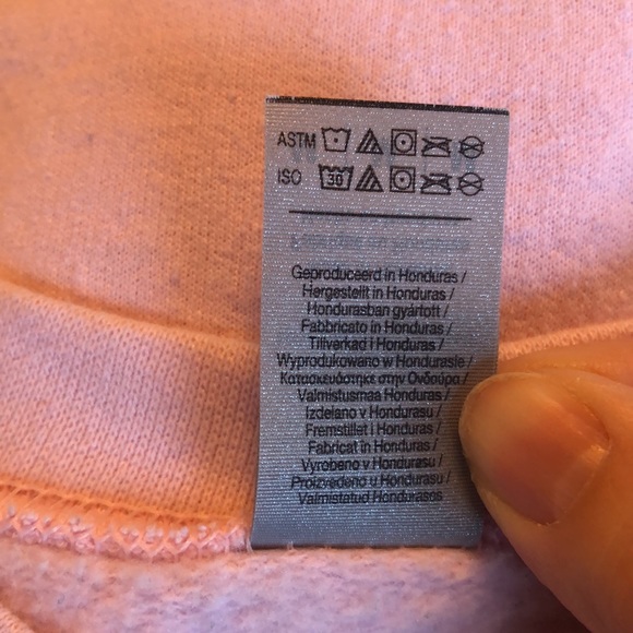 Wine pun crewneck sweatshirt, Gildan, pink, size medium - Picture 9 of 10